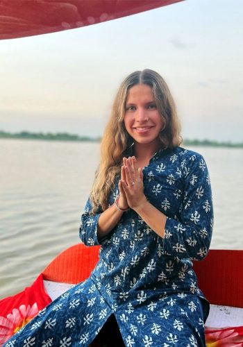 krishnapriya_guias_toursaindia